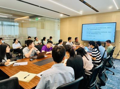 心有所畏，方能言有所戒、行有所止——國(guó)邦醫(yī)藥組織第二期“法隨我行”系列宣講活動(dòng)
